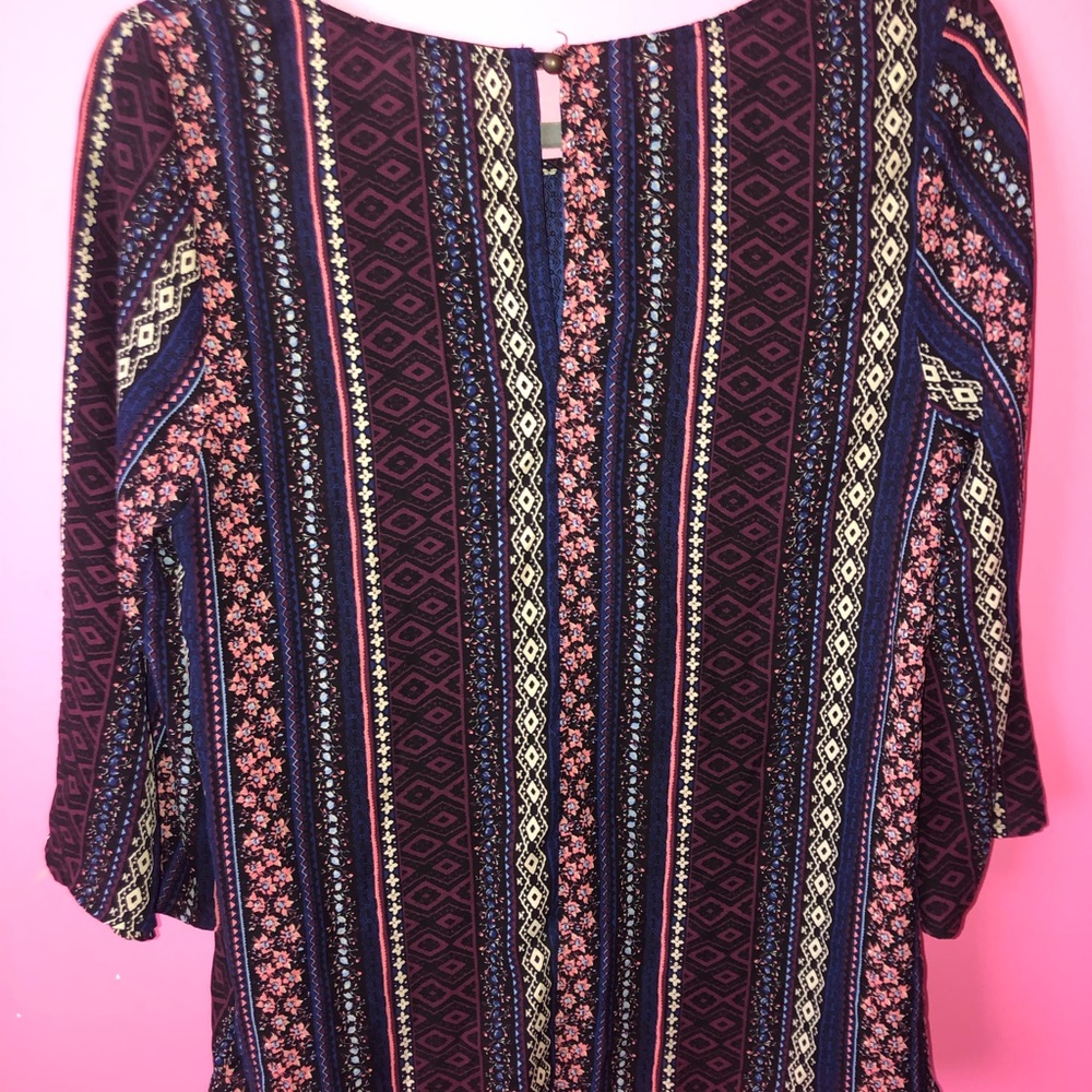 Beautiful patterned blouse - Picture 4 of 6